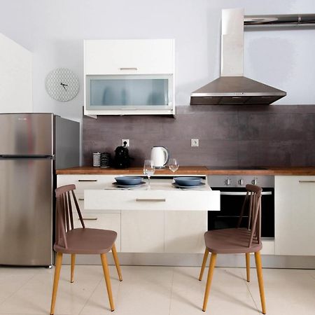 Twin Lofts Ταξιαρχών, A Kalamatastay Property Eksteriør bilde
