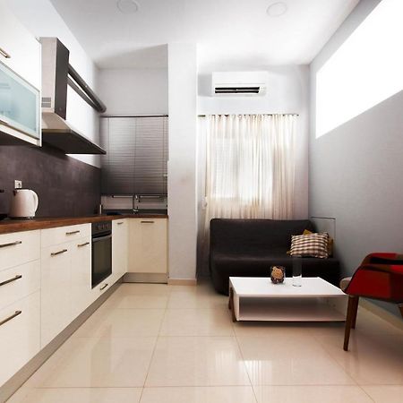 Twin Lofts Ταξιαρχών, A Kalamatastay Property Eksteriør bilde